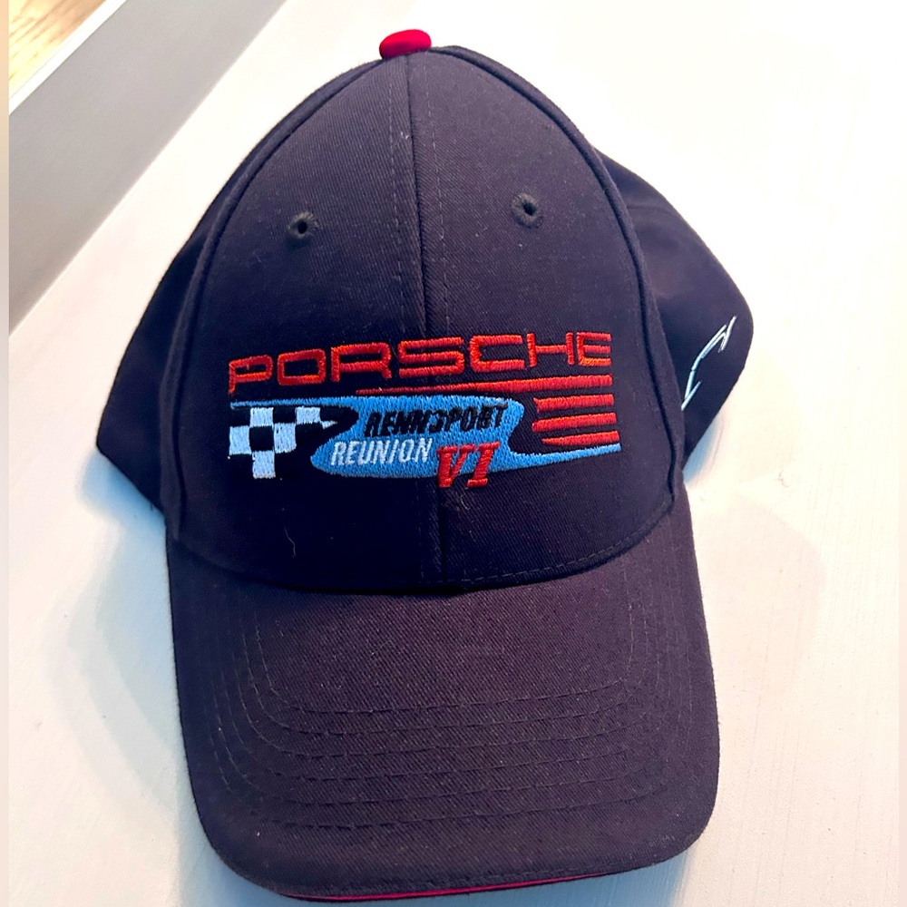 PORSCHE Rennsport Reunion VI hat in excellent condition!